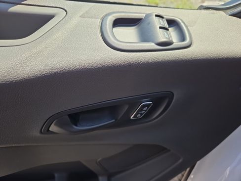 New 2025 Ford Transit 250 148 Medium Roof image 11
