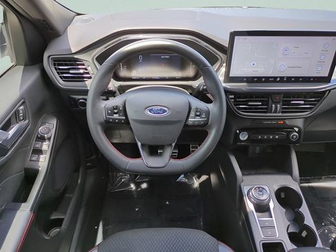Used 2023 Ford Escape ST-Line w/ Tech Pack #1 FWD image 29