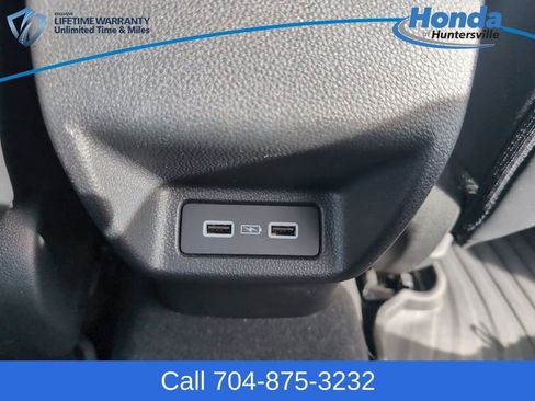 Used 2023 Honda Civic Touring image 21