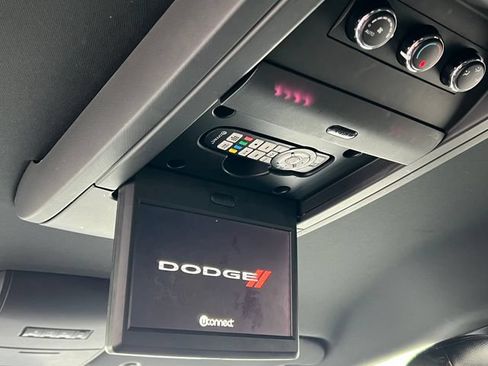 Used 2017 Dodge Grand Caravan GT FWD image 13