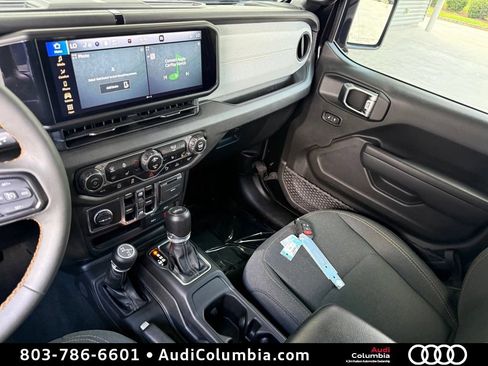 Used 2024 Jeep Wrangler Unlimited Sport AWD/4WD image 31