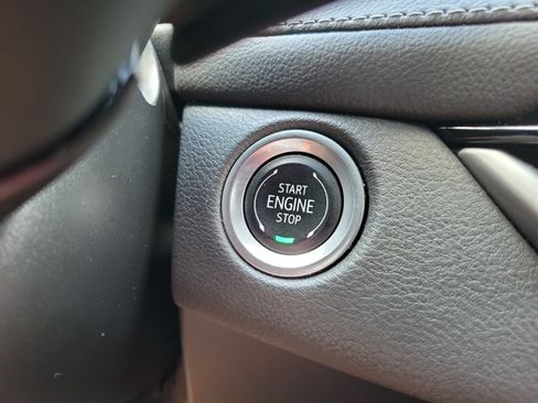 Used 2024 Cadillac XT4 Premium Luxury AWD/4WD image 16