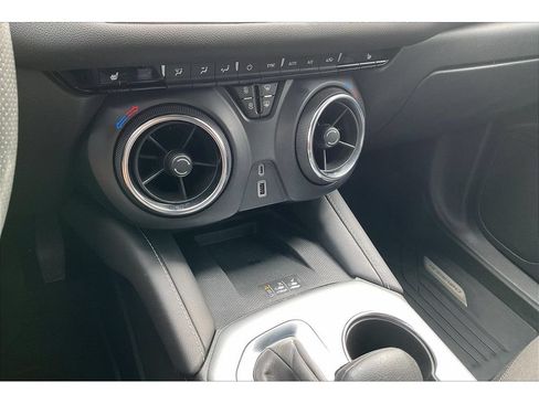 Used 2024 Chevrolet Blazer LT w/ Convenience Package AWD/4WD image 24