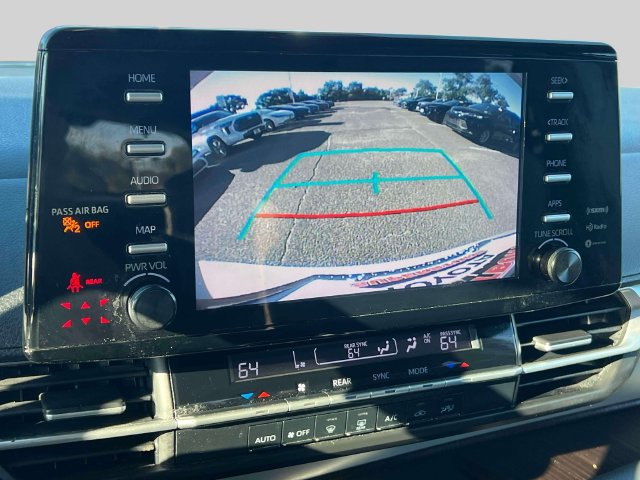 Used 2021 Toyota Sienna LE FWD image 33