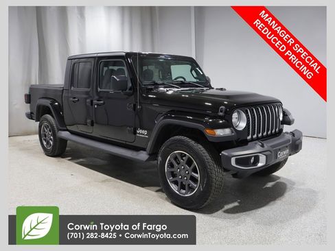 Used 2020 Jeep Gladiator Overland AWD/4WD image 1