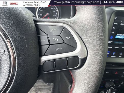 Used 2023 Jeep Renegade Trailhawk image 18