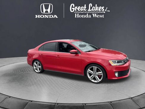 Used 2015 Volkswagen Jetta GLI SE FWD image 6