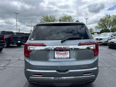 Used 2023 GMC Acadia Denali w/ Denali Ultimate Package AWD/4WD image 9