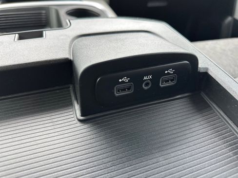 Used 2018 RAM 1500 Outdoorsman image 40