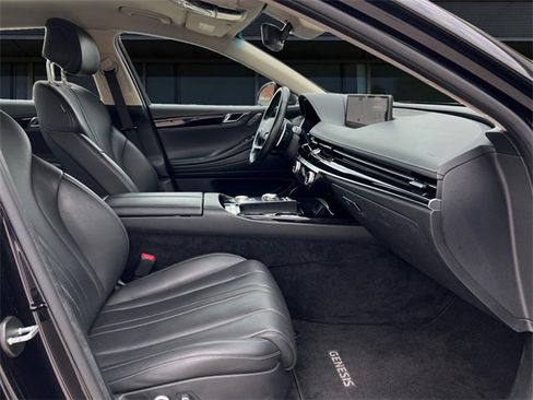 Used 2023 Genesis G80 2.5T image 15