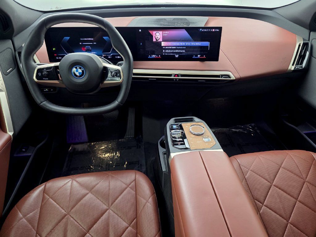 Certified 2023 BMW iX xDrive50 w/ Premium Package AWD/4WD image 13