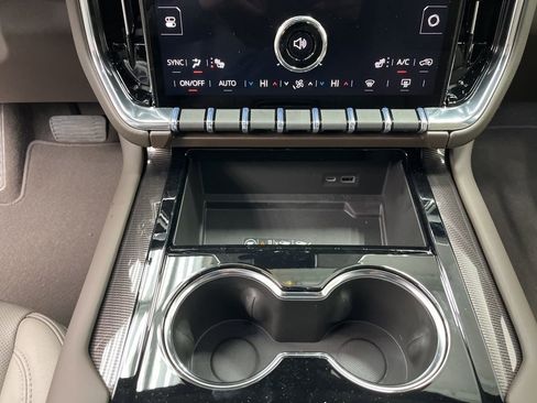 New 2026 GMC Yukon XL Elevation RWD image 17
