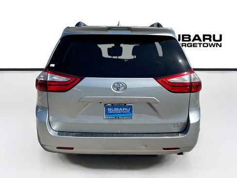 Used 2019 Toyota Sienna LE FWD image 6