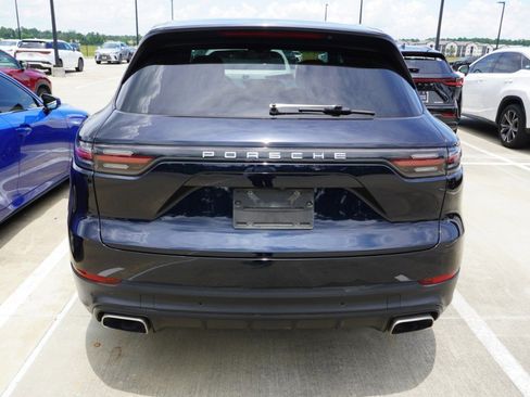 Used 2019 Porsche Cayenne AWD/4WD image 6