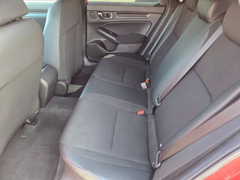 Used 2022 Honda Civic Sport image 12