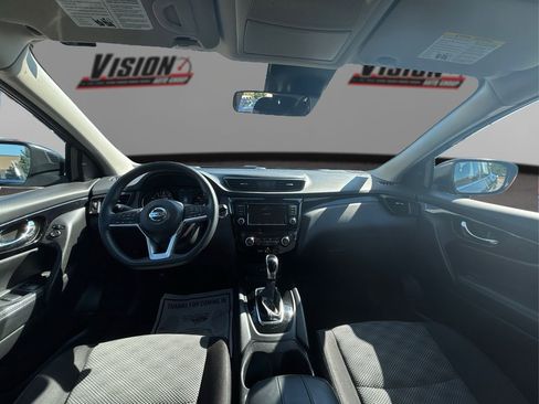 Used 2020 Nissan Rogue Sport SV AWD/4WD image 25