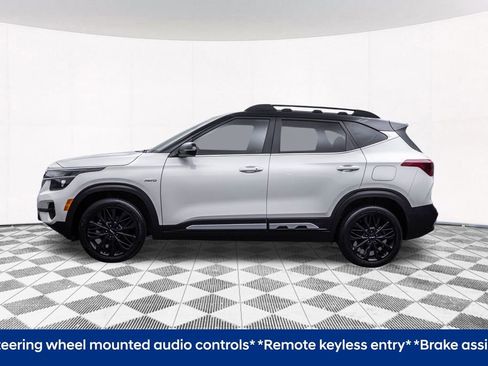 Used 2022 Kia Seltos Nightfall Edition image 8