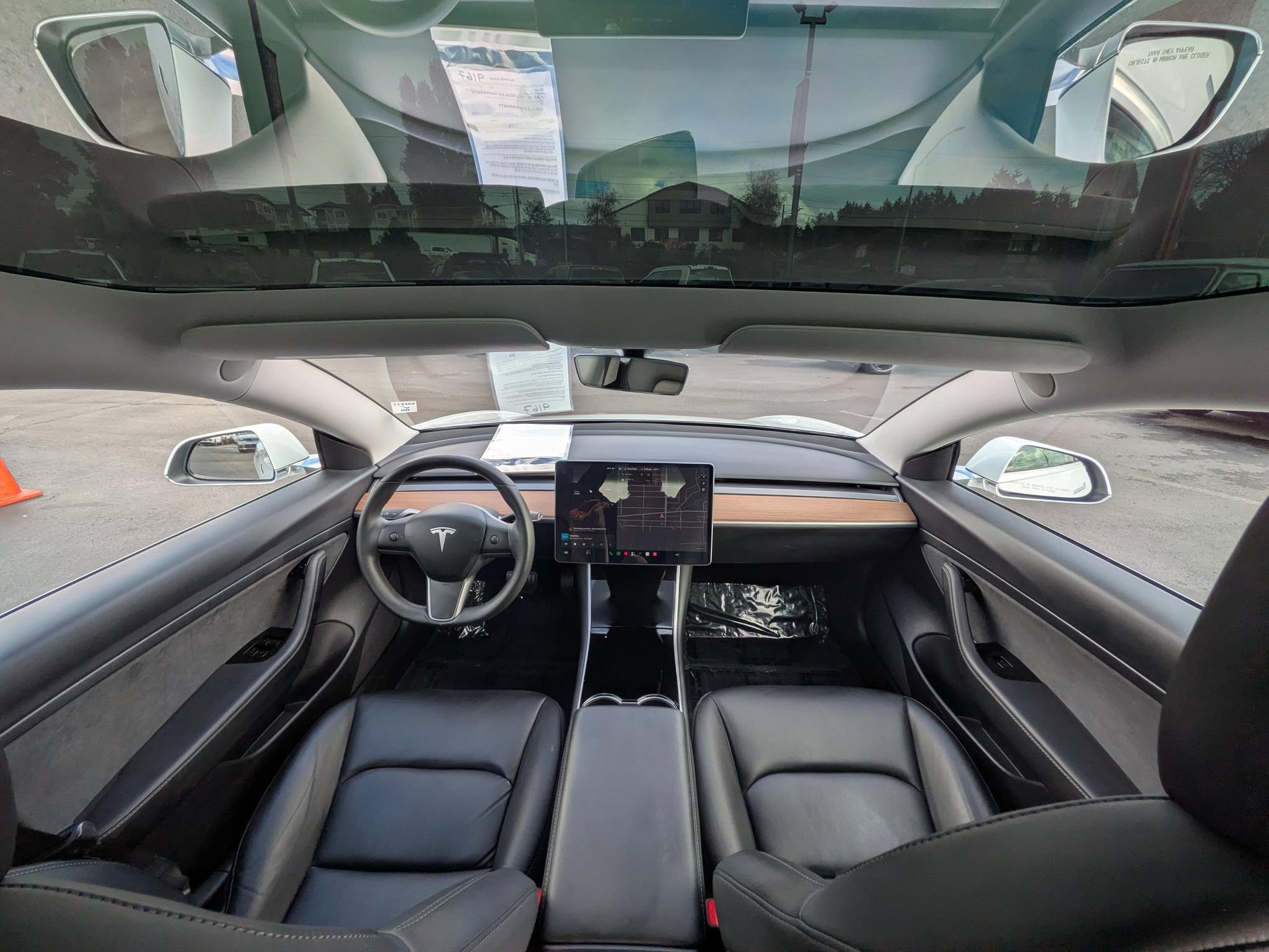Used 2020 Tesla Model 3 Standard Range Plus RWD image 9