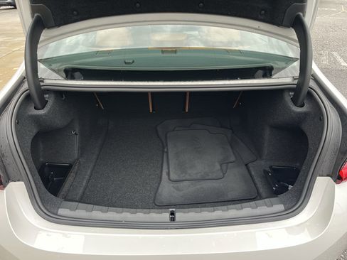 Certified 2025 BMW 330i Sedan image 35