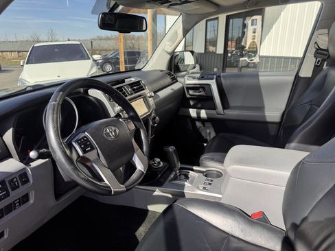 Used 2013 Toyota 4Runner SR5 w/ Premium Pkg w/3rd Row Seat image 10