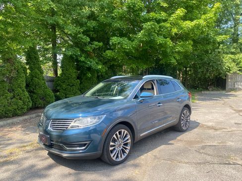 Used 2016 Lincoln MKX Reserve w/ Climate Package AWD/4WD image 1