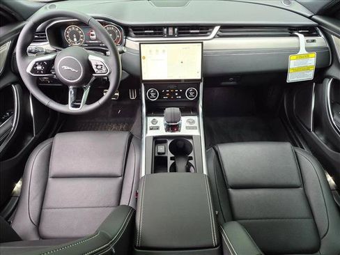 New 2024 Jaguar XF R-Dynamic SE AWD/4WD image 14