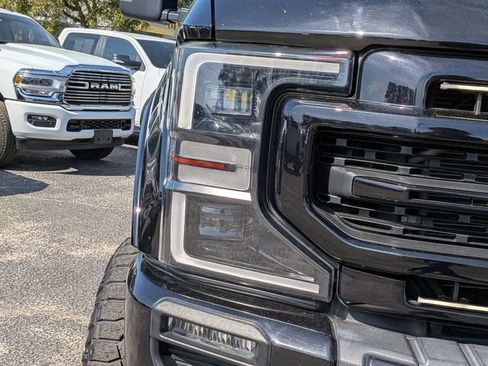 Used 2021 Ford F250 Lariat image 11