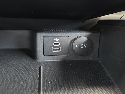Used 2025 Ford Escape ST-Line FWD image 25