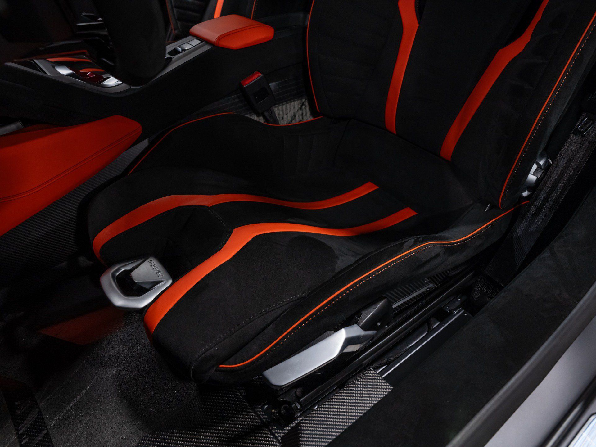 Used 2024 Lamborghini Huracan STO RWD image 58