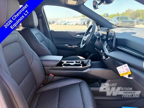 New 2026 Chevrolet Equinox LT w/ Convenience Package II FWD image 23