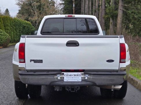 Used 2000 Ford F350 Lariat image 11