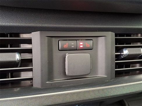 Used 2023 Ford F150 Platinum w/ Equipment Group 701A High image 11