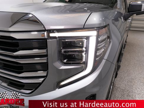 Used 2024 GMC Sierra 1500 SLT w/ SLT Premium Plus Package AWD/4WD image 8