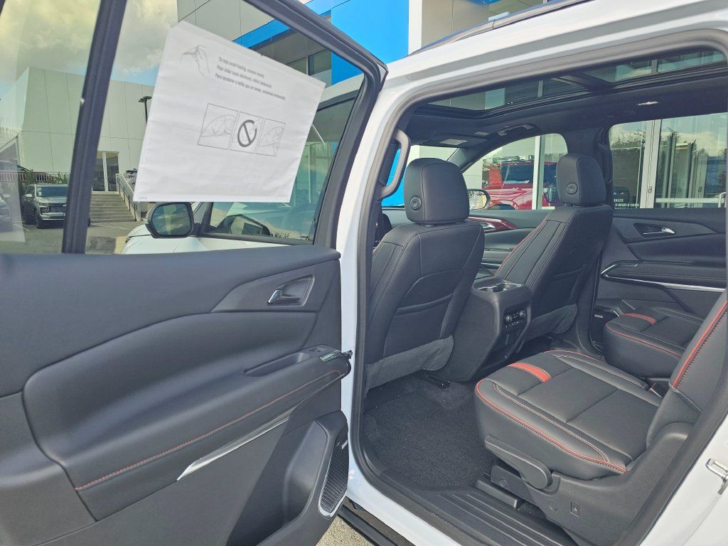New 2027 Chevrolet Traverse RS AWD/4WD image 19