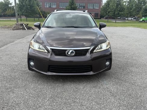 Used 2013 Lexus CT 200h FWD image 29