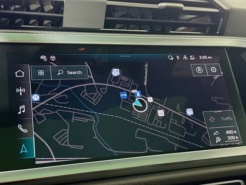 Certified 2025 Audi Q3 2.0T Premium Plus w/ Premium Plus Package image 18