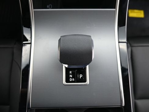 New 2026 Land Rover Range Rover Velar S AWD/4WD image 27