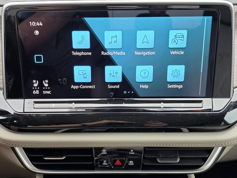 New 2026 Volkswagen Atlas SEL Premium R-Line AWD/4WD image 17