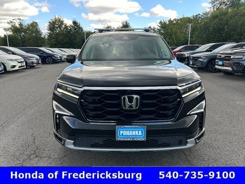 Used 2024 Honda Pilot Elite image 9