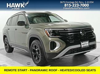 Used 2025 Volkswagen Atlas Peak Edition SE AWD/4WD video 1