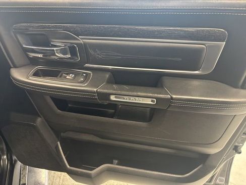 Used 2017 RAM 1500 Limited image 28