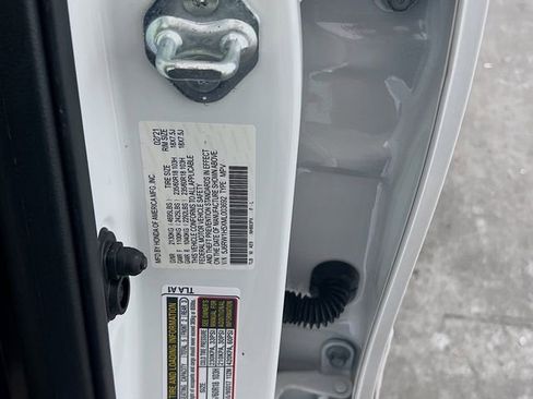 Used 2021 Honda CR-V EX image 16