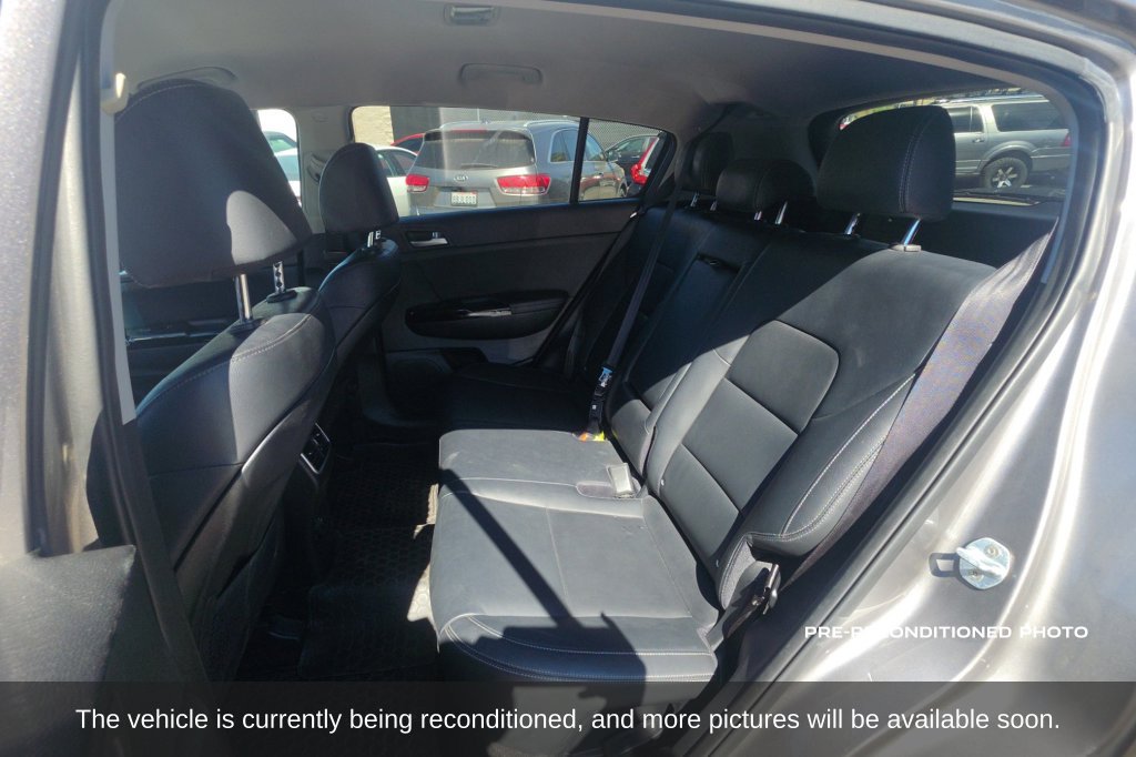 Used 2019 Kia Sportage EX FWD image 12