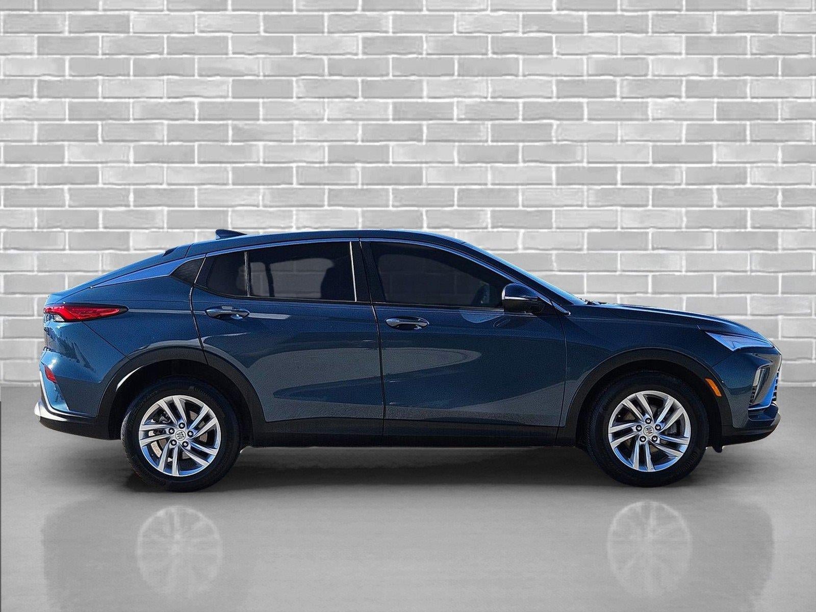 Used 2024 Buick Envista Preferred w/ Convenience II Package FWD image 4