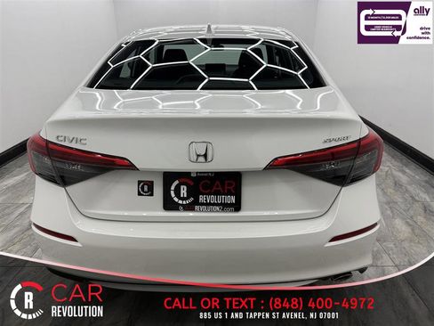 Used 2024 Honda Civic Sport image 5