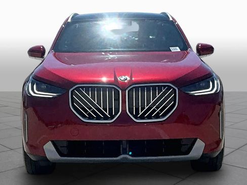 Used 2025 BMW X3 xDrive30i AWD/4WD image 3