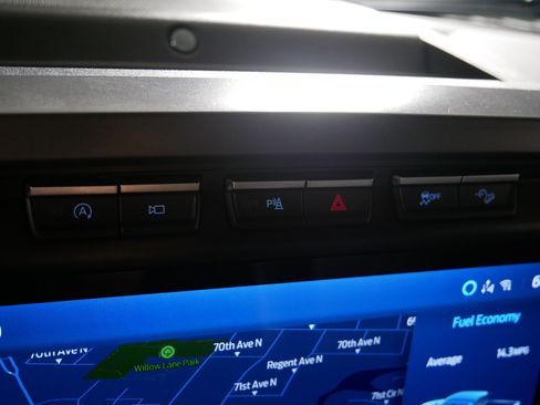 Used 2021 Ford F150 Lariat AWD/4WD image 32