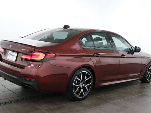 Used 2022 BMW M550i xDrive w/ Executive Package AWD/4WD image 5