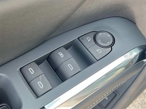 New 2025 Chevrolet Traverse LT w/ LPO, Floor Liner Package image 14