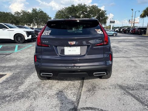 Used 2025 Cadillac XT4 Premium Luxury w/ Technology Package FWD image 7
